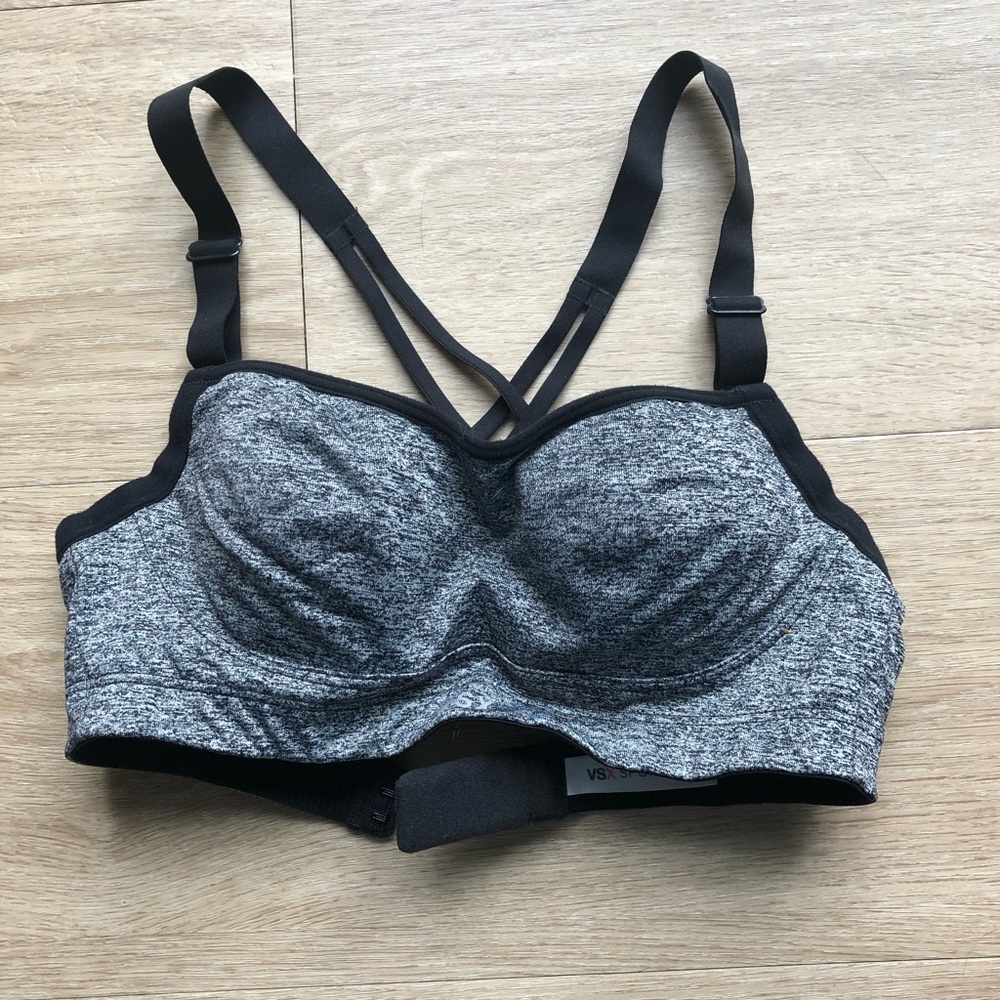 32B VS Sports Bra